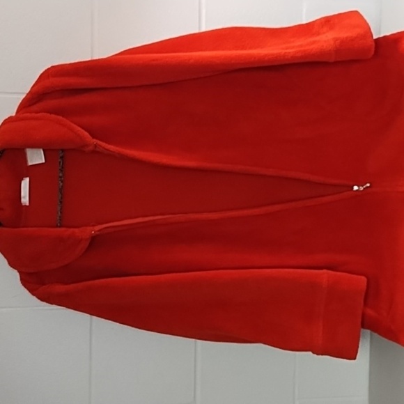 Secret Treasures Zip Front Soft Plush Fleece Cozy Red Robe Pockets - Picture 11 of 12